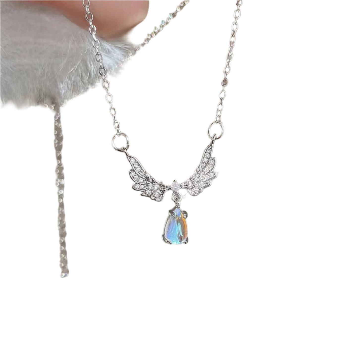 Vintage Gothic Heart Crown Angel Wings Pendant Necklaces For Women Fashion Exquisite Love Shape Clavicle Chain Choker Jewelry Fashion Jewelry