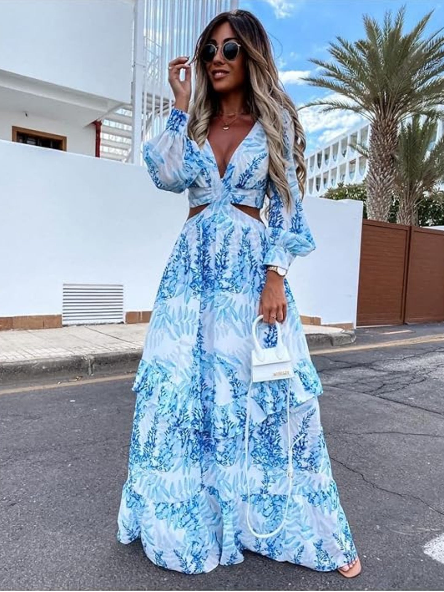 Hollow Floor V-neck Long-sleeved Plant Dress