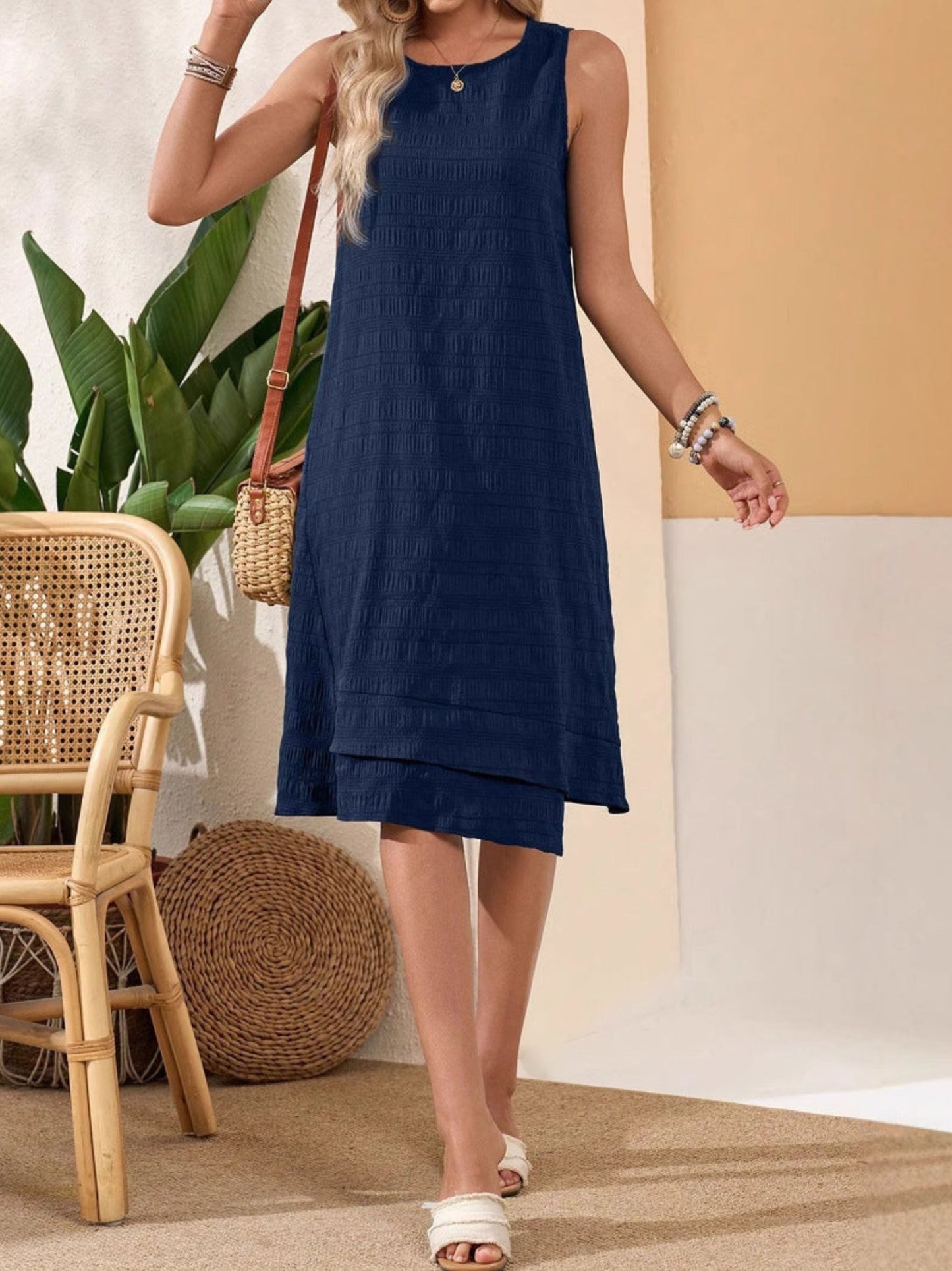 Fashionable All-match Sleeveless Round Neck Dress Women