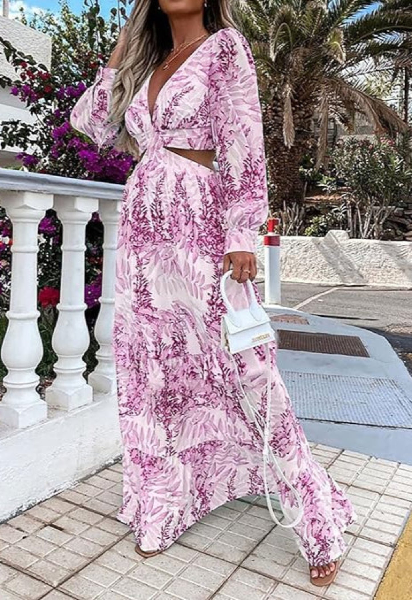 Hollow Floor V-neck Long-sleeved Plant Dress