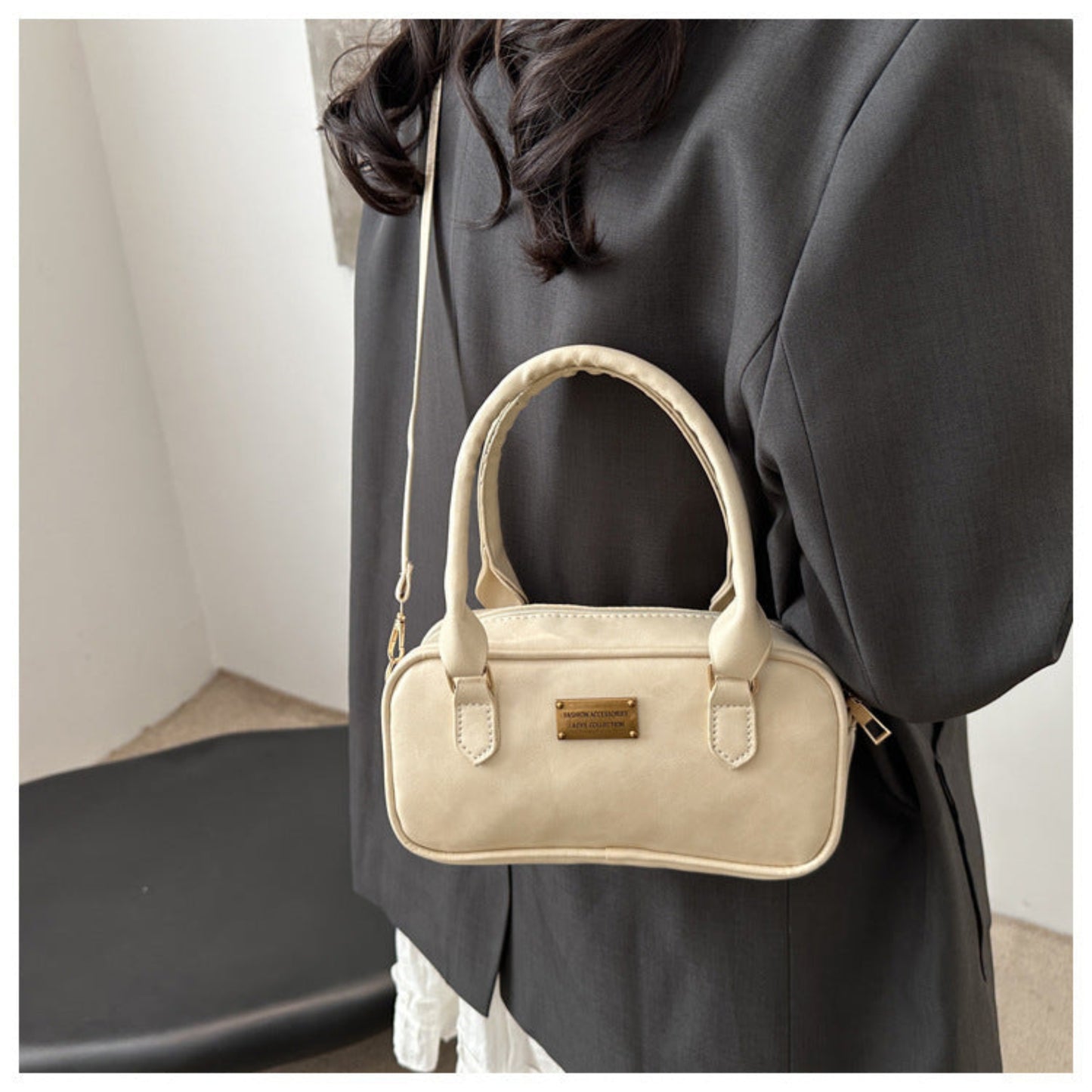 Good-looking Advanced Commuter Portable Retro Messenger Bag