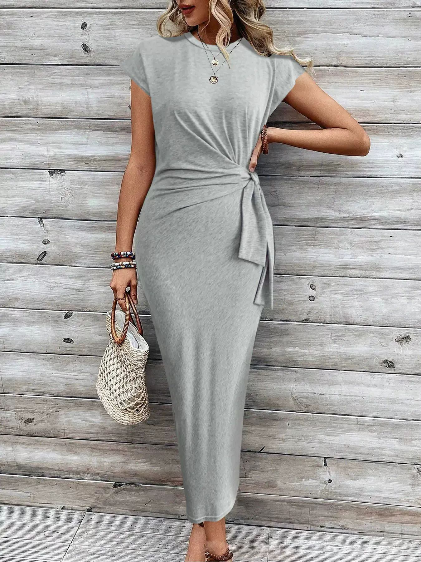 Elegant Waist Strap Striped Round Neck Short Sleeve And Long Pattern Dress