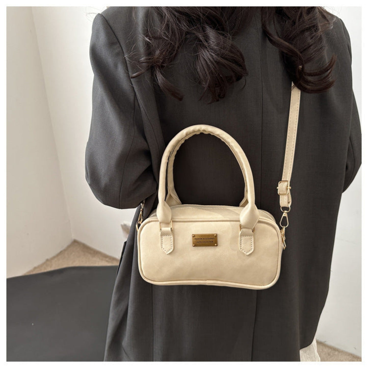 Good-looking Advanced Commuter Portable Retro Messenger Bag