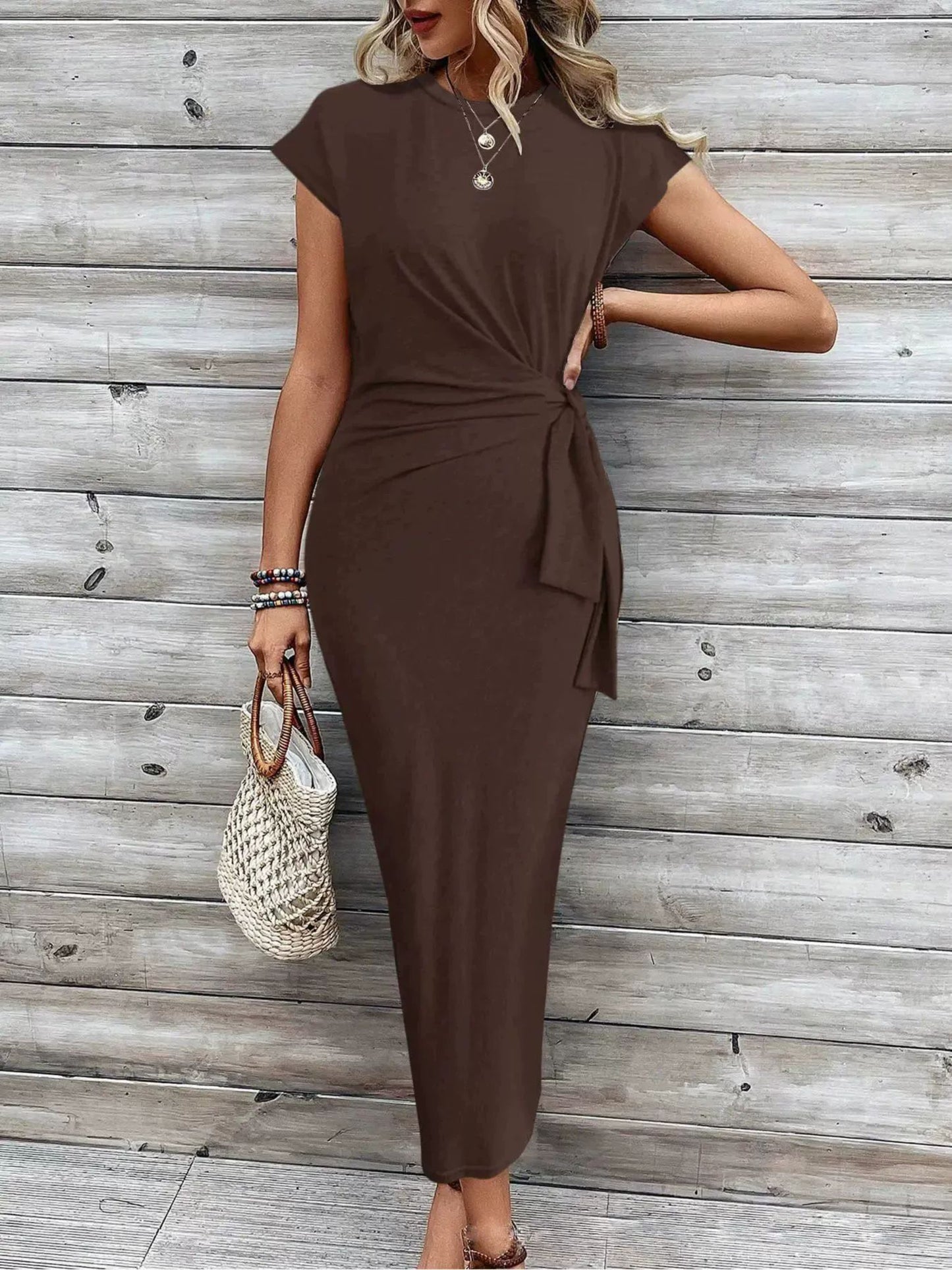 Elegant Waist Strap Striped Round Neck Short Sleeve And Long Pattern Dress