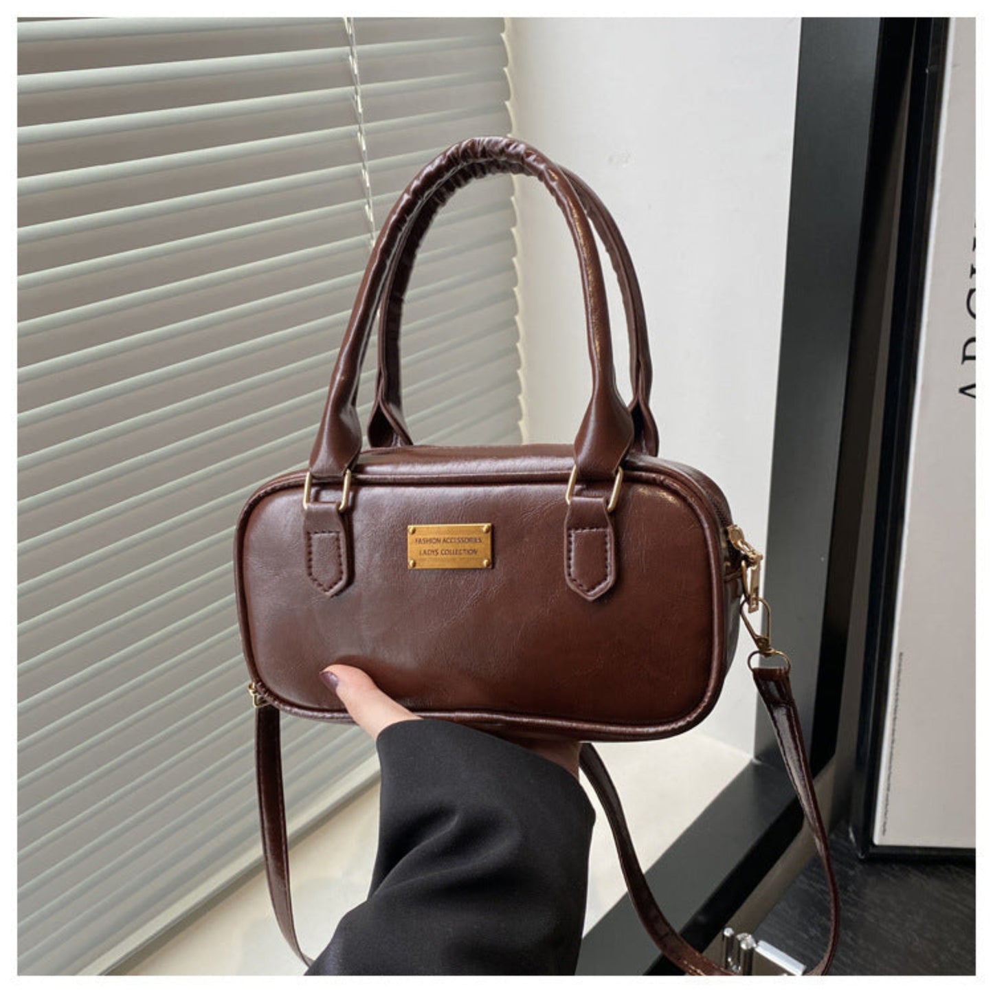Good-looking Advanced Commuter Portable Retro Messenger Bag