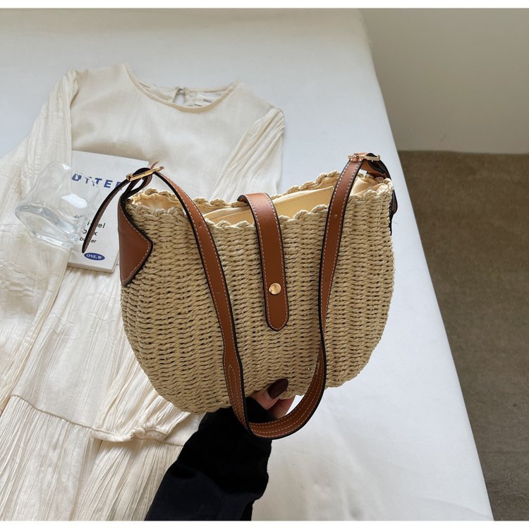 Fashion Casual Simple Crossbody Woven Bag